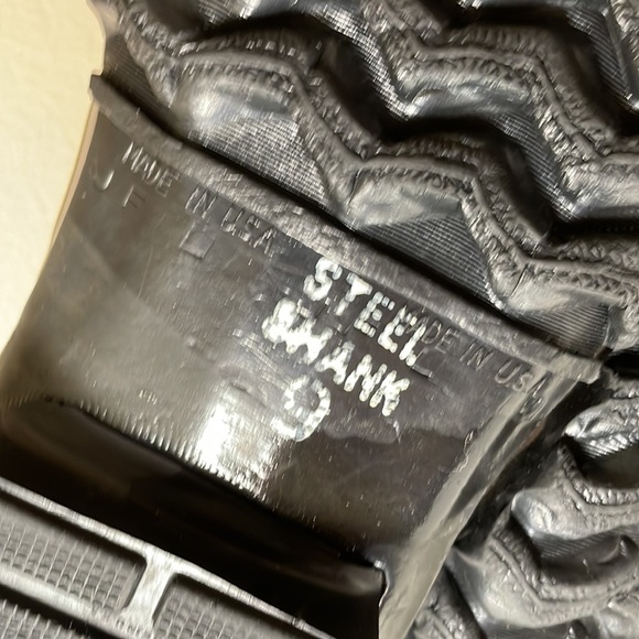 LA Crosse Steel Shank Snow Boots Size 9 main image 6